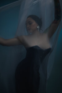 KatherineBondPublic图片 2