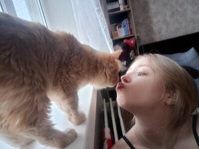 BarbaraViggiani Me and my kitten Pic 2