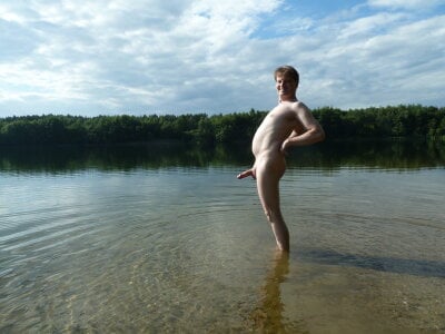 johntheguy8@xh Outdoor nude Pic