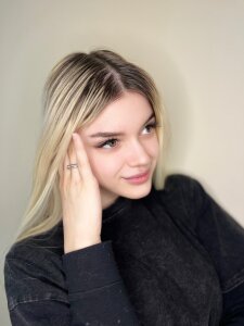 MollyAustinn