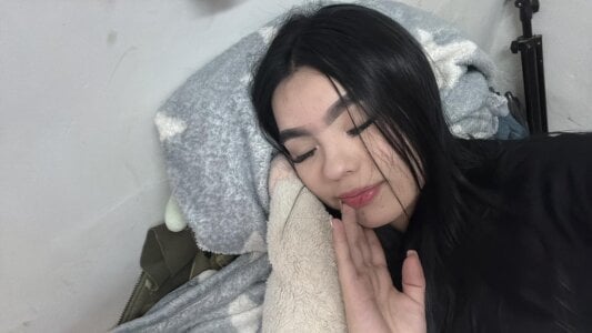 Samantha_Peach_ Public Pic