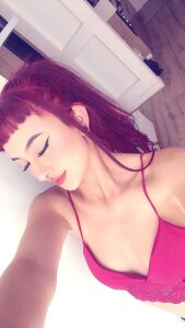 iam_scarlett_hot About me Pic