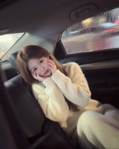 _yueyue 嘻嘻 Pic 3