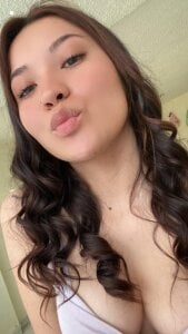 Maddy69a__ Public Pic 5