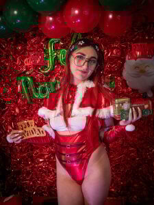 Venus_Bms_ Merry christmas Pic 3