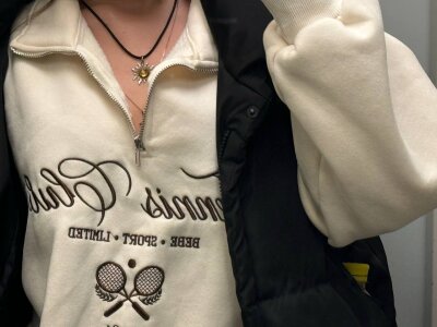 ElidiaPetit gorgeous Pic 5