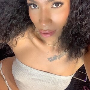 _Larabbitxx Public Pic