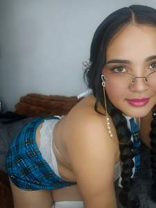 meli__brown sexy student Foto 2