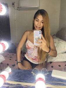 AkiFoster know me Pic 3