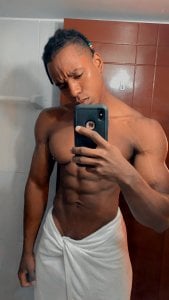 rogger_physique Public Pic