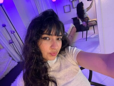 💜🌸 od Aurora_Ellis_  2 snímek