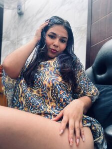 jasmine700141 🧡💛💌 Pic