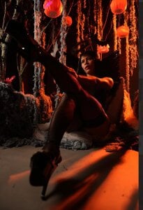 susan_elliot Happy and naughty Halloween Pic