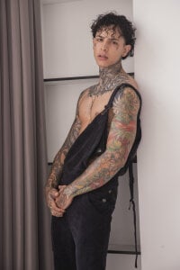 Aron_ford your trusted tattoo artist🦾🩳🍆🔥 Pic 3