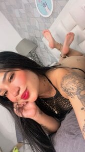 Hey!🌸 de laura_rouse7  3 Imagens