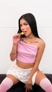 LatinaDollXXX Public Pic 2