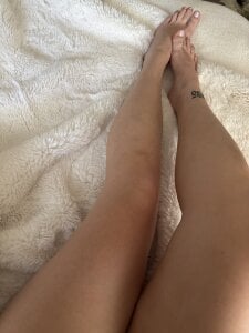 scorpiomoonbaby Lay with me Pic