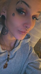 Socialfaker kullanıcısının Selfies albümü -  4 fotoğraf