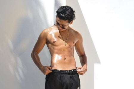 chris_de_la_fonde Public Pic 9