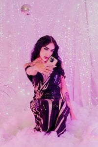 BritannyClaire christmas white Pic 4