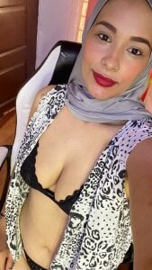 How wonderful life is when you are with me 😍 de ShanaJamil  3 Imagens