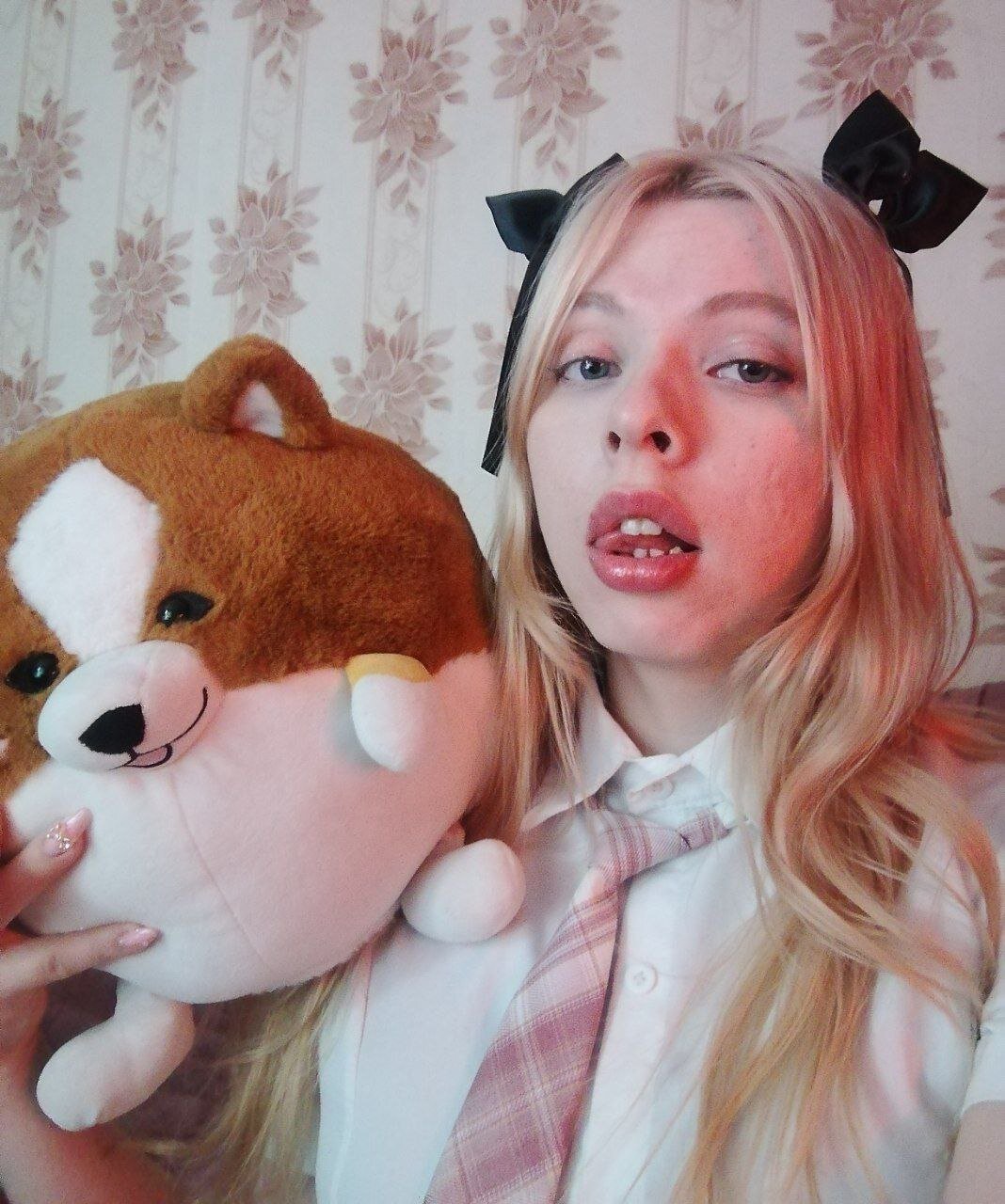 Foto em tendência de Cutie_Bambi 7548