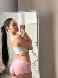 RoxannRunk Modern Muse 🤩 صورة واحدة|RoxannRunk Modern Muse 🤩 صورتان|RoxannRunk Modern Muse 🤩  4 صور|RoxannRunk Modern Muse 🤩  4 صورة