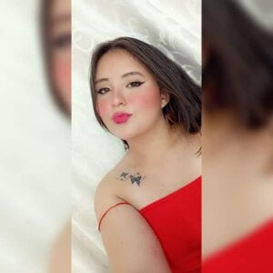 Miiss--Start BROWN HAIR Pic 4