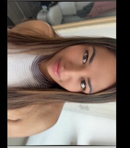 eva_vidal_ Public Kuva