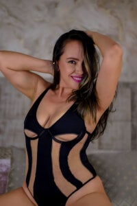 scarlettaylor2025 Sexy Scarlet Pic 3