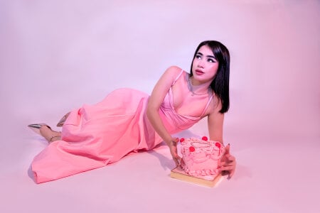 Arii_moon 🍰 Sweet temptation, birthday edition... 🎀 Pic 2