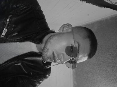 Suggarwhite18CM Public Pic 5