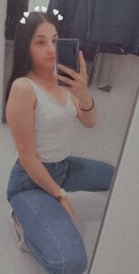 DoriDeluxe66 Public Pic 2