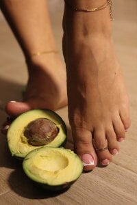 goddessfeetxx squashing an avocado Pic 3