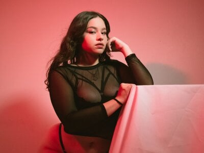 LucieAngelsred temptation ❤️图片