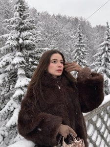 AmeliaFlares Winter wipe❄️ Pic 5