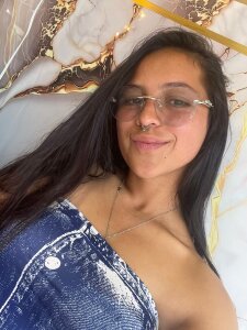 millyjones303av my mood Pic 3