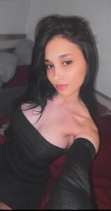 CarmellaOnCampus Public Pic 2