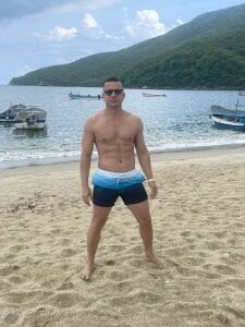 robert_poison1 Public Pic 4