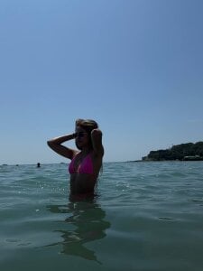 Karmelitania Public Hình