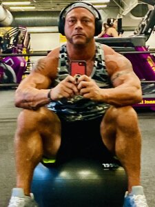 trapz101 Mikes pic Pic 3