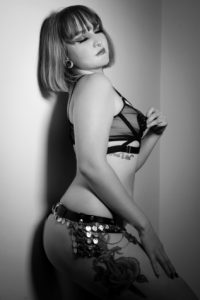 👑​Old Selfies✔️​ de Scarletgod  2 Imagens