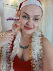 KamillaJei Merry Christmas Pic 2