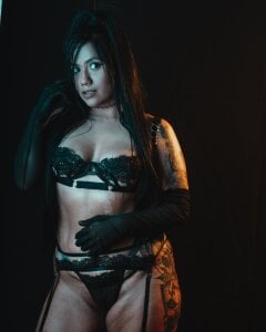 tokio_and_rio sexy NEON Photo 3