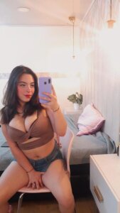 AthensRussell me! Pic 3