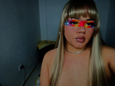 Tiffany_deluxe 💫 Dare to cross the rainbow of desire Pic