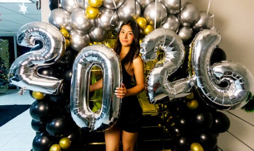 Mia_clark18 The year begins with me รูป  6