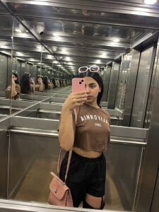 GeorginaT25 Public Pic 5