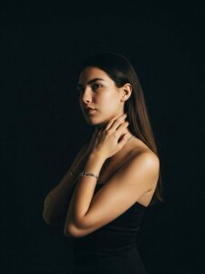 JoelleAter Midnight Moves Pic