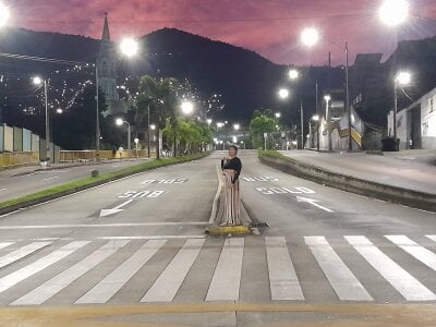 who_is_milyxx 🌻🌼the brunette and her flowers🌻🌼 Pic 6